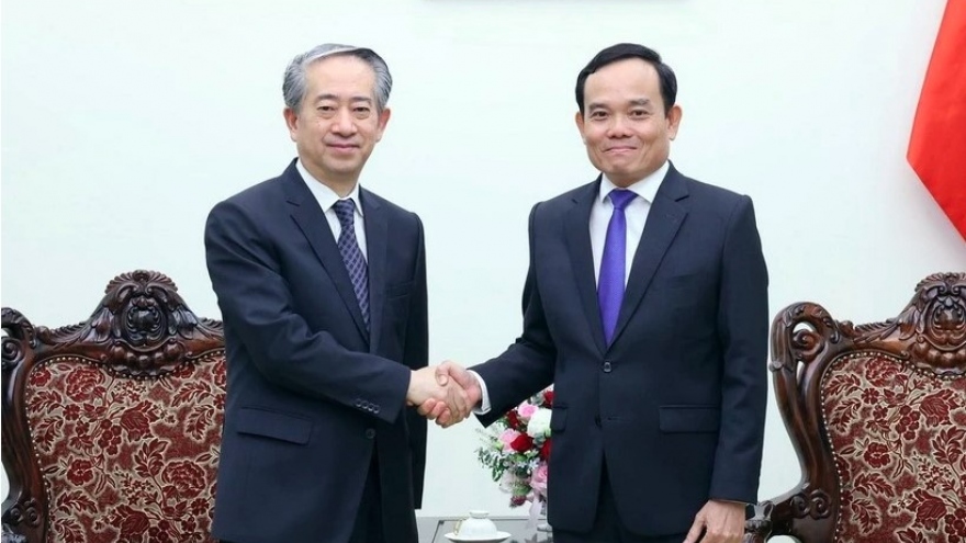 Deputy PM hosts outgoing Chinese Ambassador